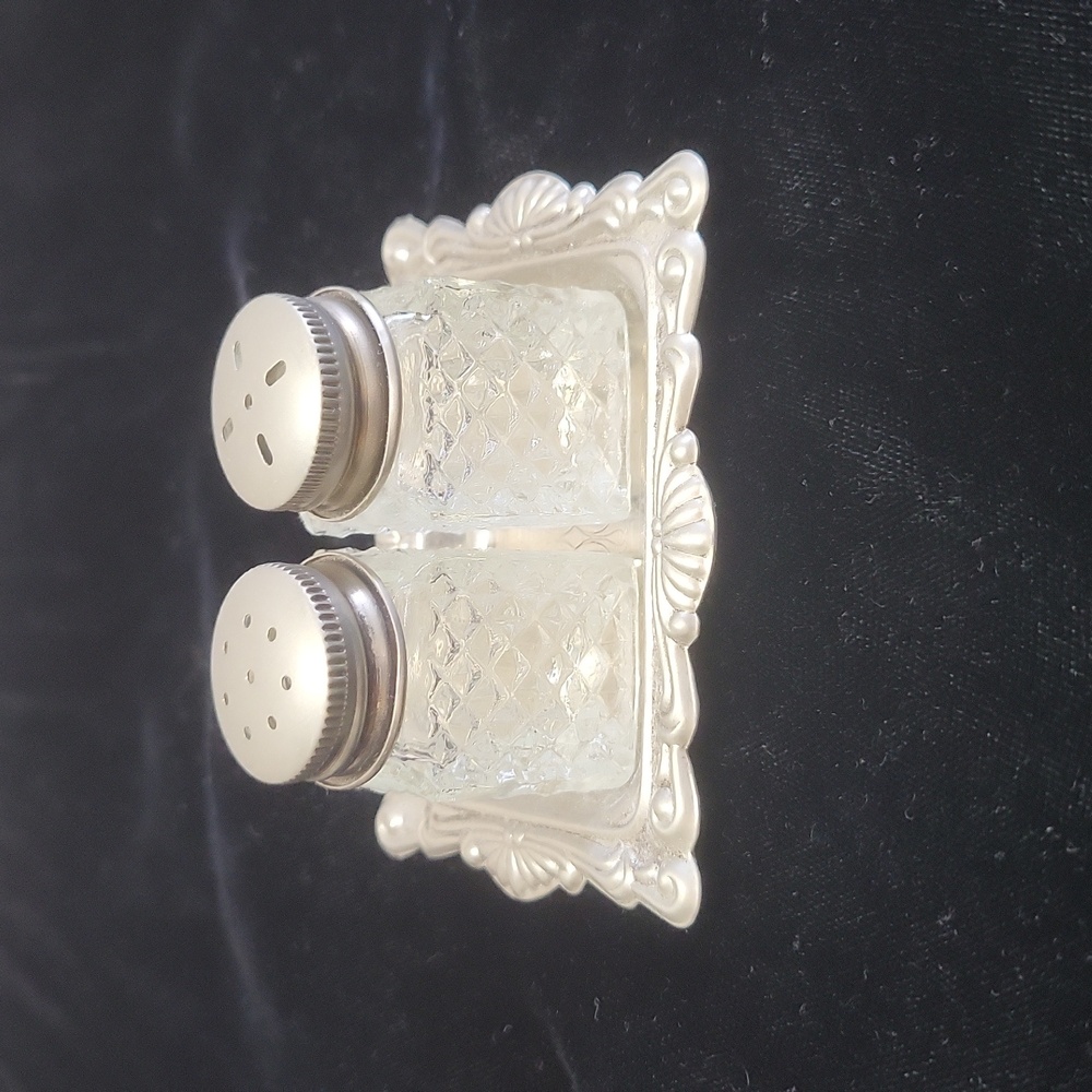 Vtg Mini Silverplated S+P Set